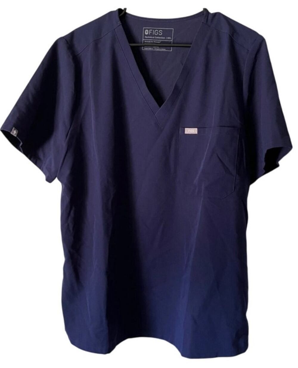 Figs Catarina One Pocket Scrub Top, Navy Blue, Plus Size 2XL